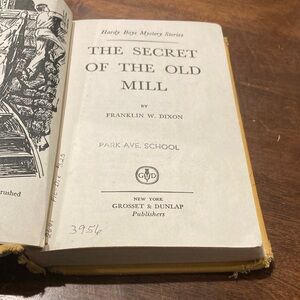 Hardy Boys "The Secret of the Old Mill" Vintage Hardcover - Yellow Cover